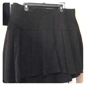 Pleated skirt